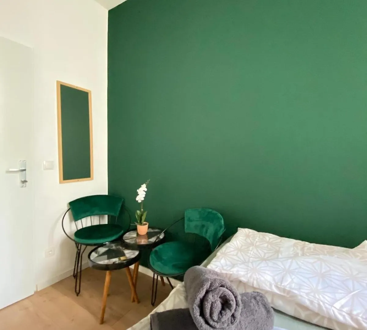 Apartmán 8 Fully Equipped Studio Shared Apt W Terrace Margareten Vídeň