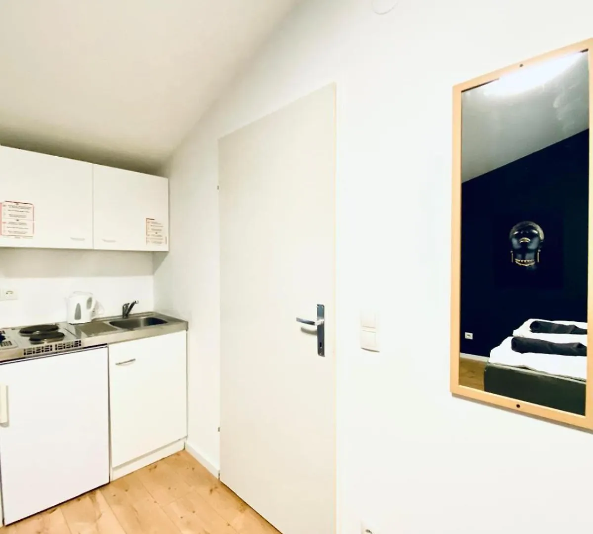 8 Fully Equipped Studio Shared Apt W Terrace Margareten Vídeň 0*,  Rakousko
