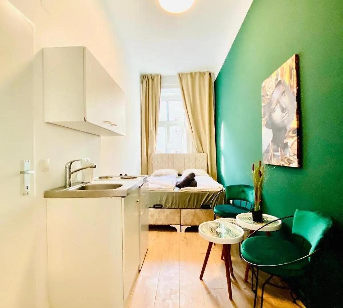 8 Fully Equipped Studio Shared Apt W Terrace Margareten Vídeň 0*,