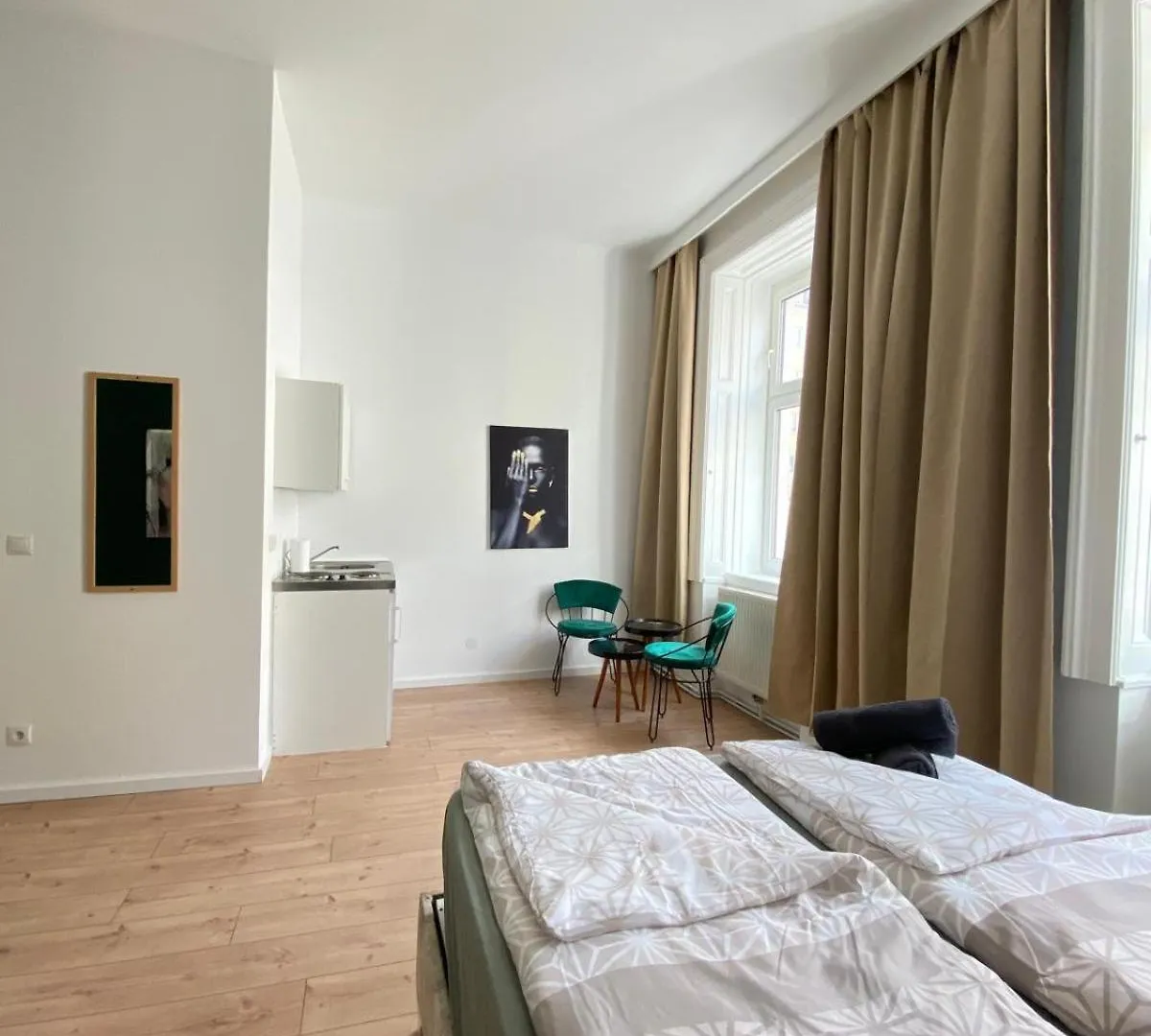 8 Fully Equipped Studio Shared Apt W Terrace Margareten Vídeň Apartmán