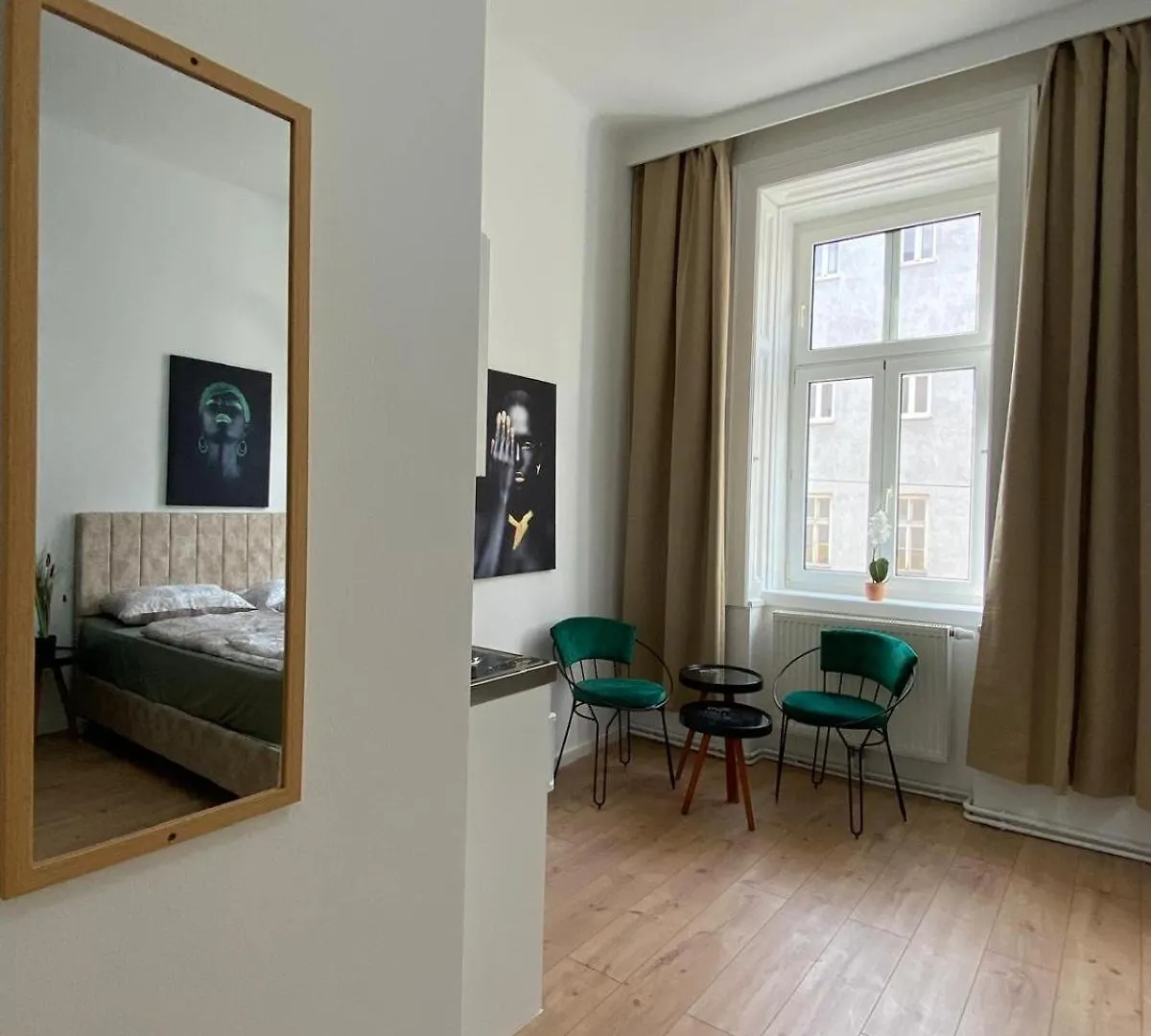 8 Fully Equipped Studio Shared Apt W Terrace Margareten Vídeň 0*,  Rakousko