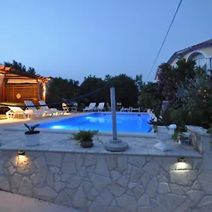 rezervovat zde