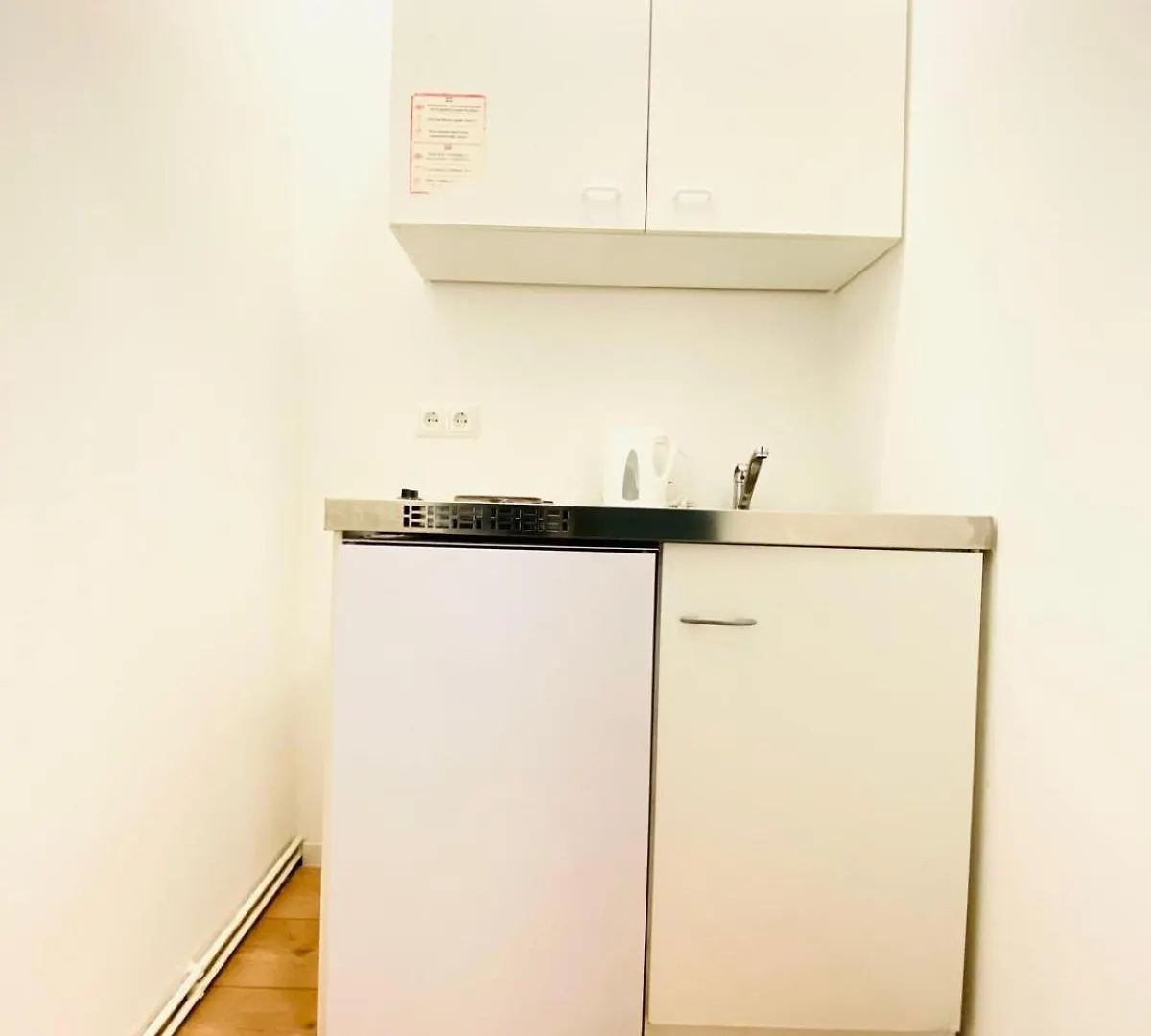 Apartment 8 Fully Equipped Studio Shared Apt W Terrace Margareten Vienna Austria