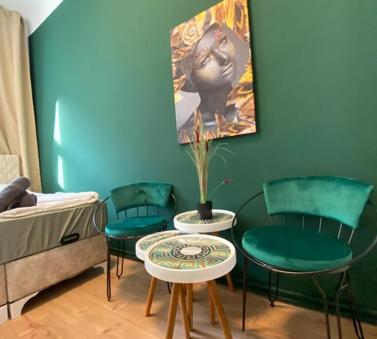 Apartment 8 Fully Equipped Studio Shared Apt W Terrace Margareten Vienna